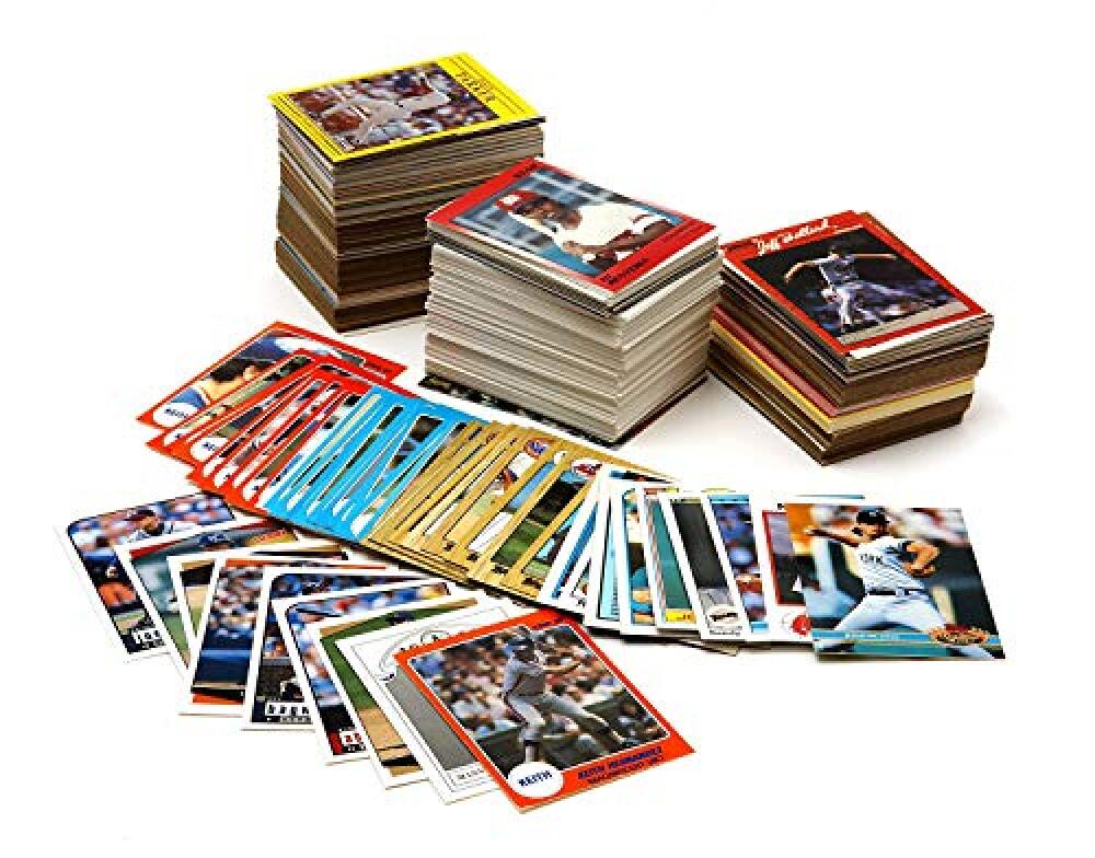 Baseball Cards in Gift Box (600 Count) Image 1