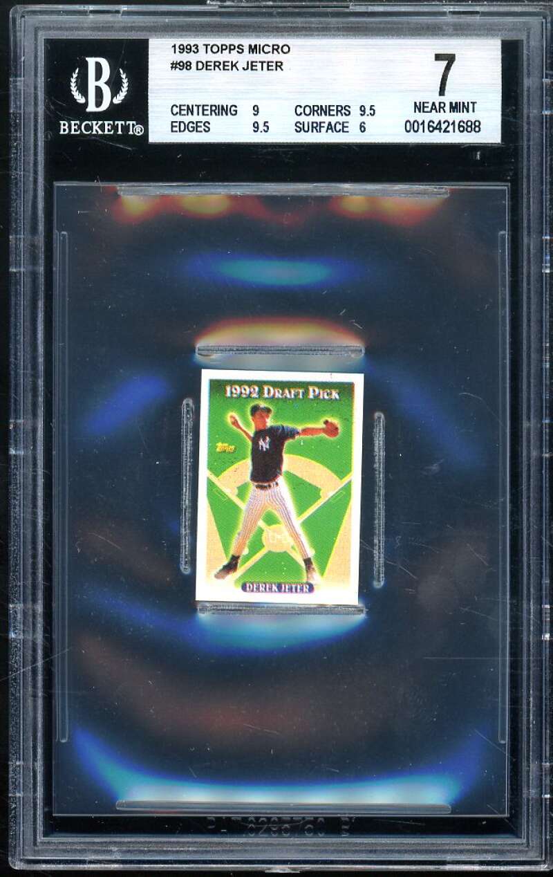 Derek Jeter Rookie Card 1993 Topps Micro #98 BGS 7 (9 9.5 9.5 6) Image 1