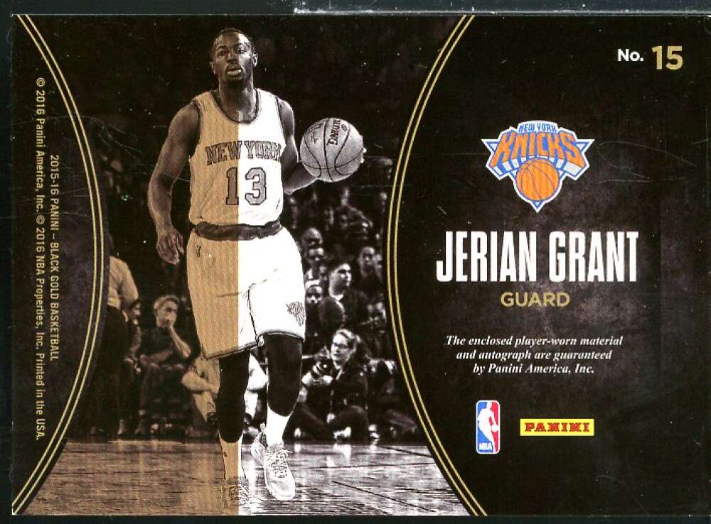 Jerian Grant Card 2015-16 Panini Black Gold Rookie Jersey Autographs #15  Image 2