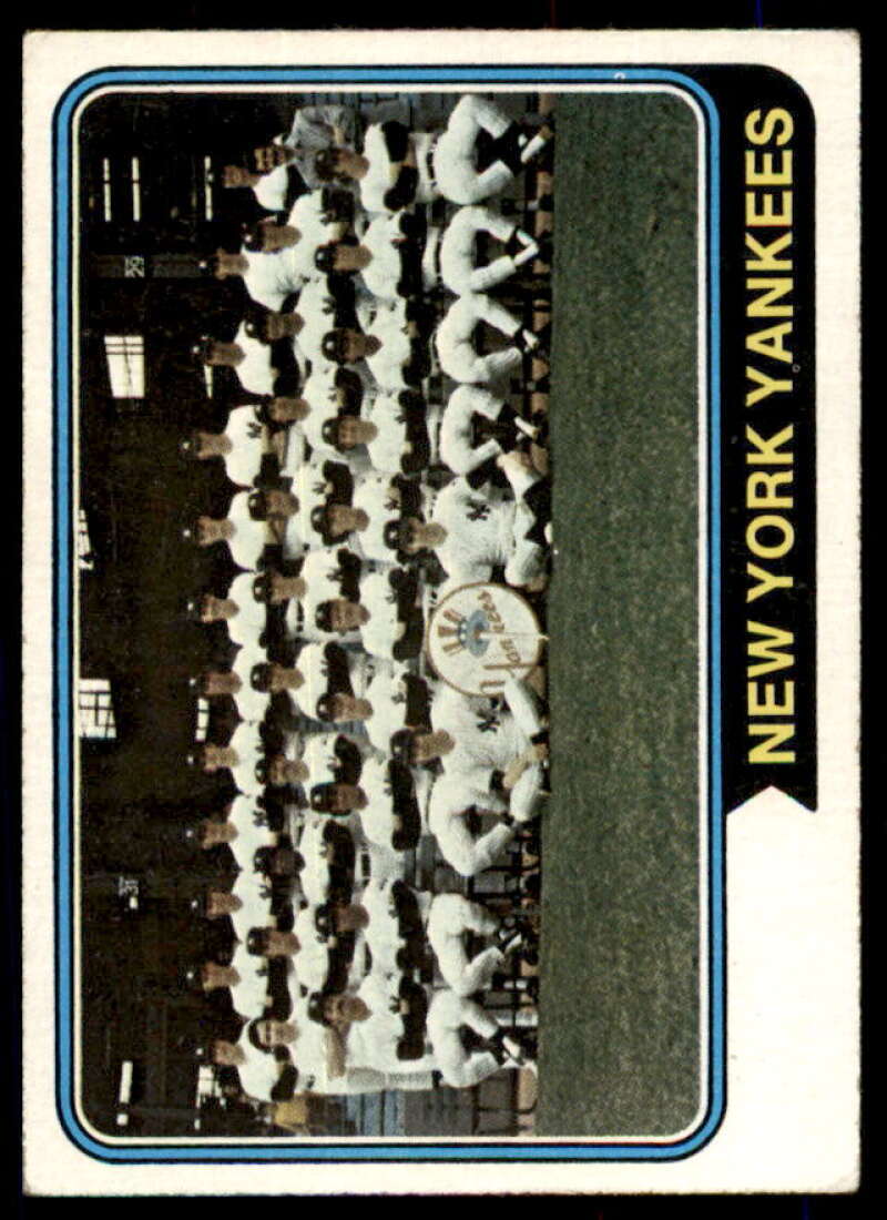 New York Yankees TC Card 1974 Topps #363  Image 1