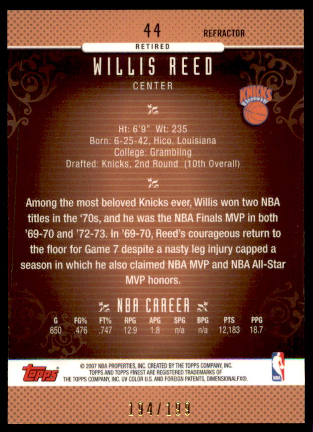 Willis Reed Card 2006-07 Finest Refractors Green #44  Image 2