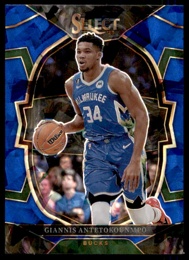 Giannis Antetokounmpo Card 2022-23 Select Prizms Blue Cracked Ice #61  Image 1