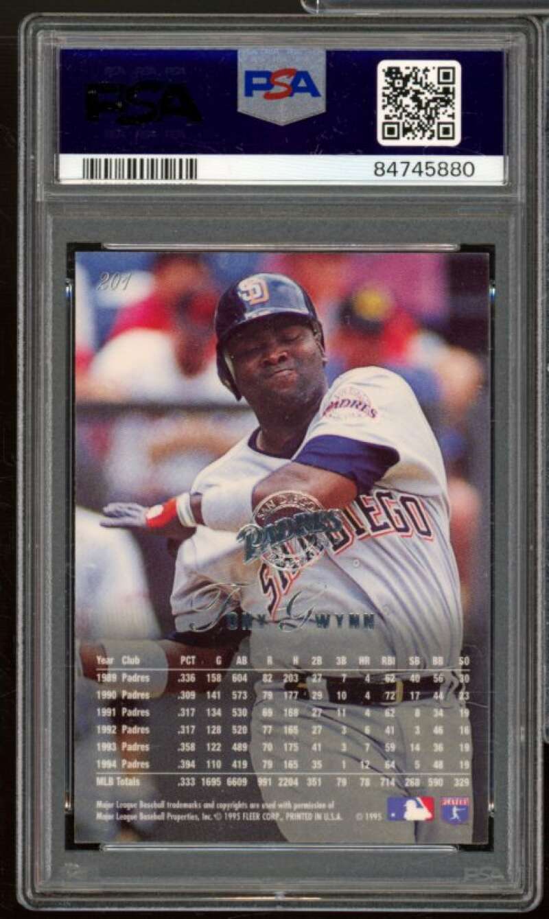 Tony Gwynn Card 1995 Flair #201 PSA 8 Image 2