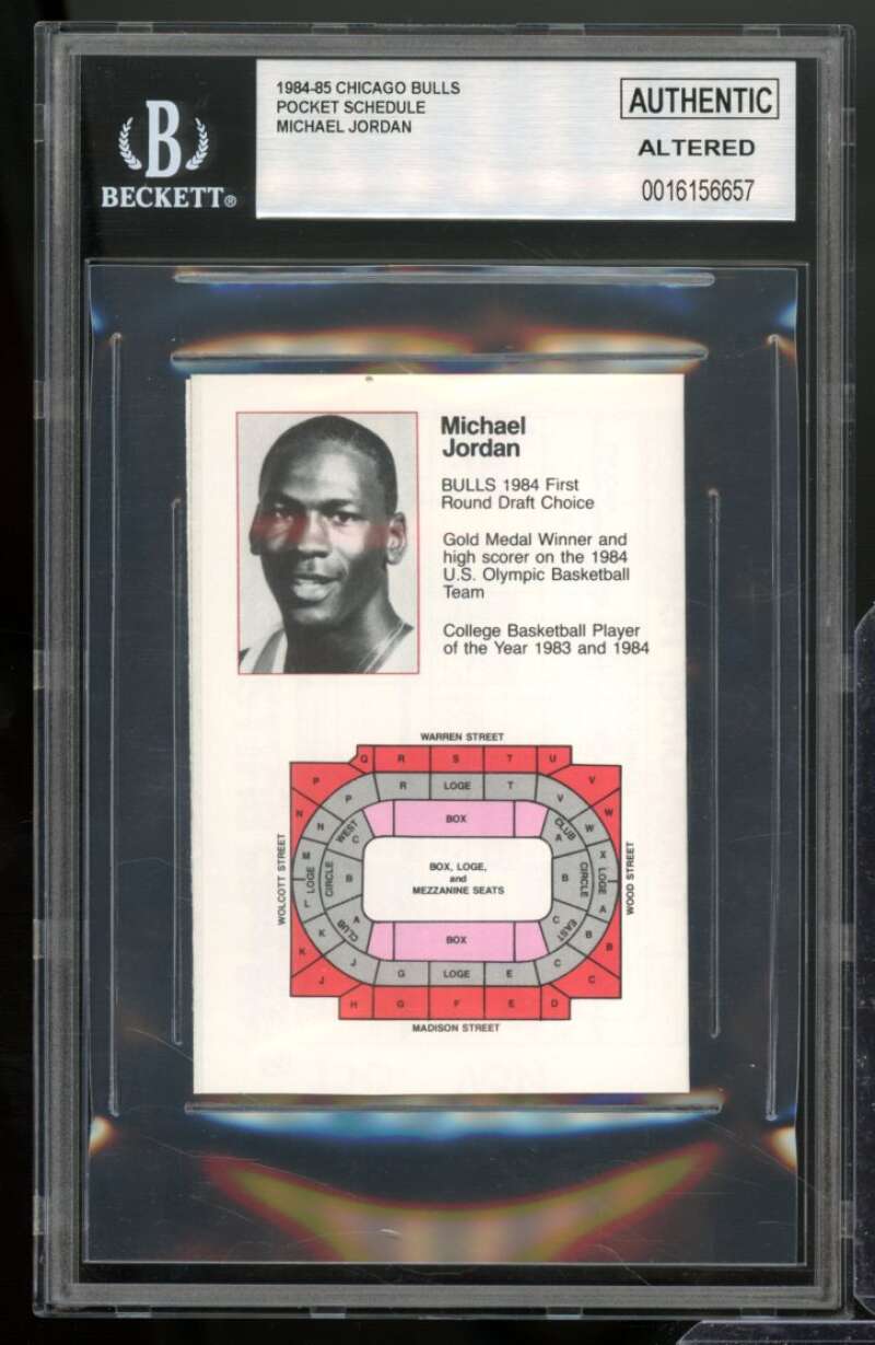 Michael Jordan Rookie 1984-85 Chicago Bulls Pocket Schedule #nno BGS Authentic Image 1