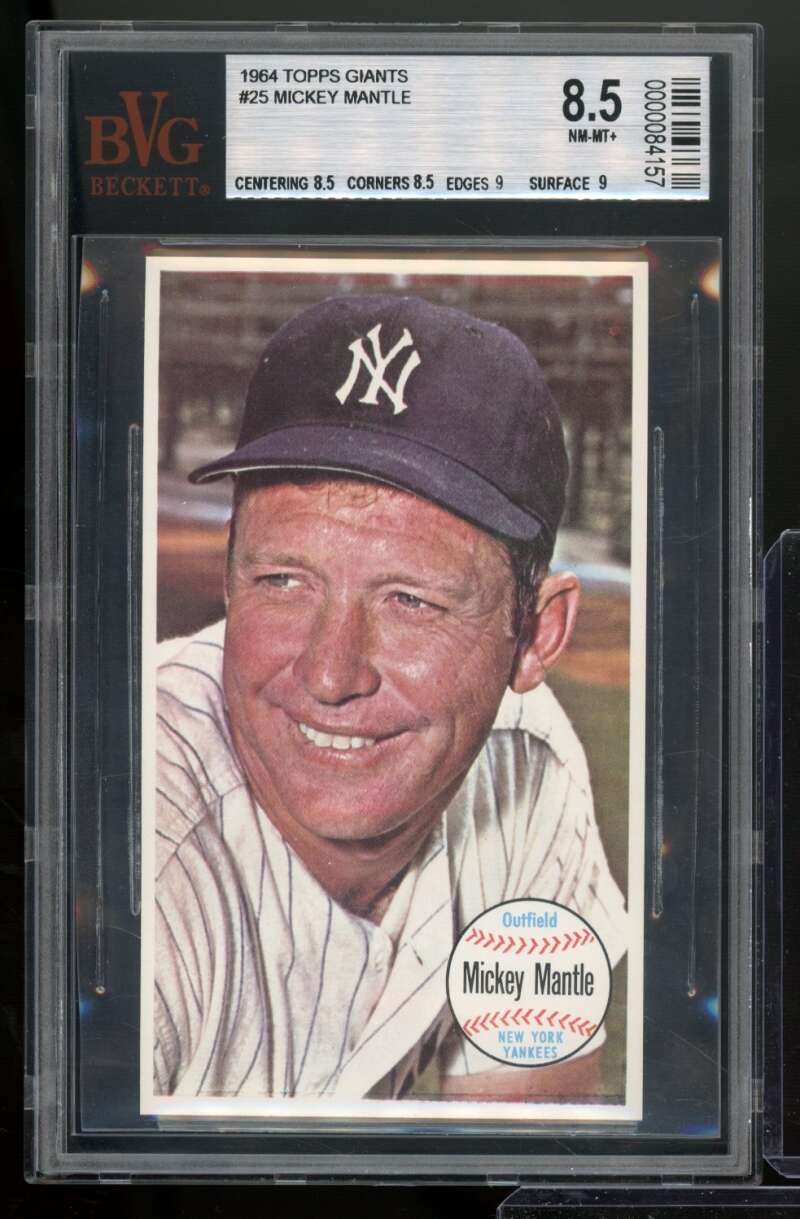 Mickey Mantle Card 1964 Topps Giants #25 BVG 8.5 Image 1