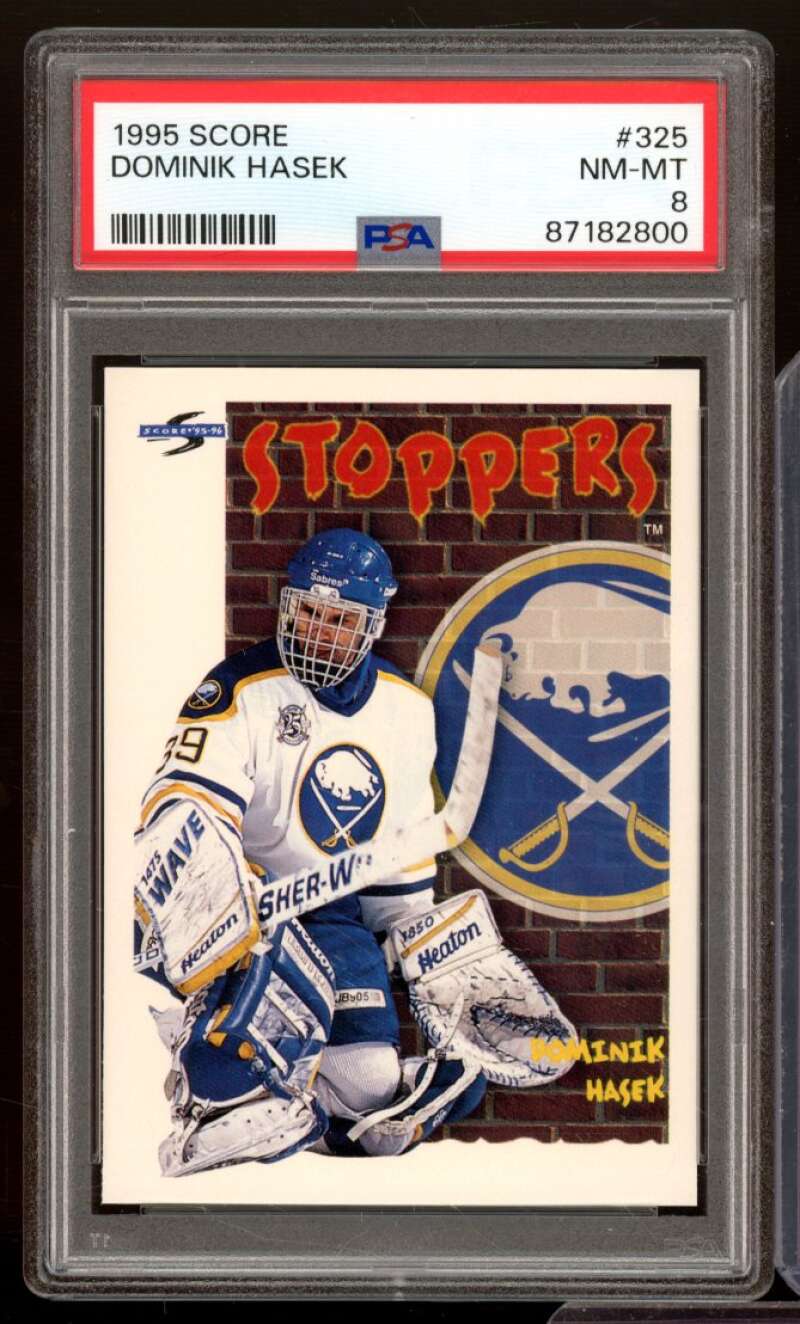 Dominik Hasek Card 1995-96 Score #325 PSA 8 Image 1