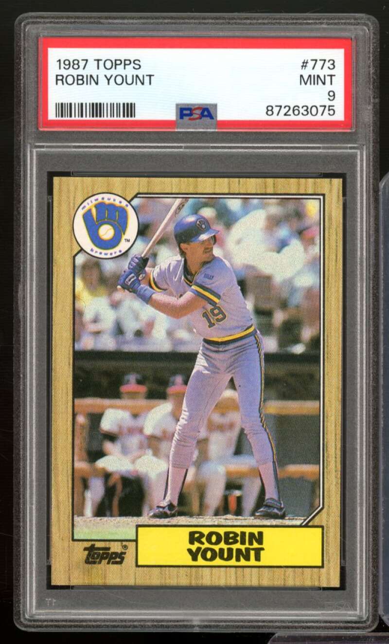 Robin Yount Card 1987 Topps #773 PSA 9 Image 1