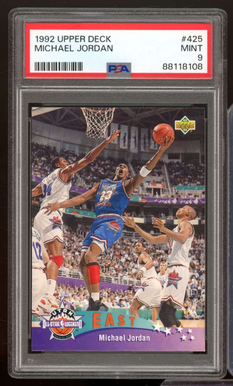 Michael Jordan Card 1992-93 Upper Deck #425 PSA 9 Image 1