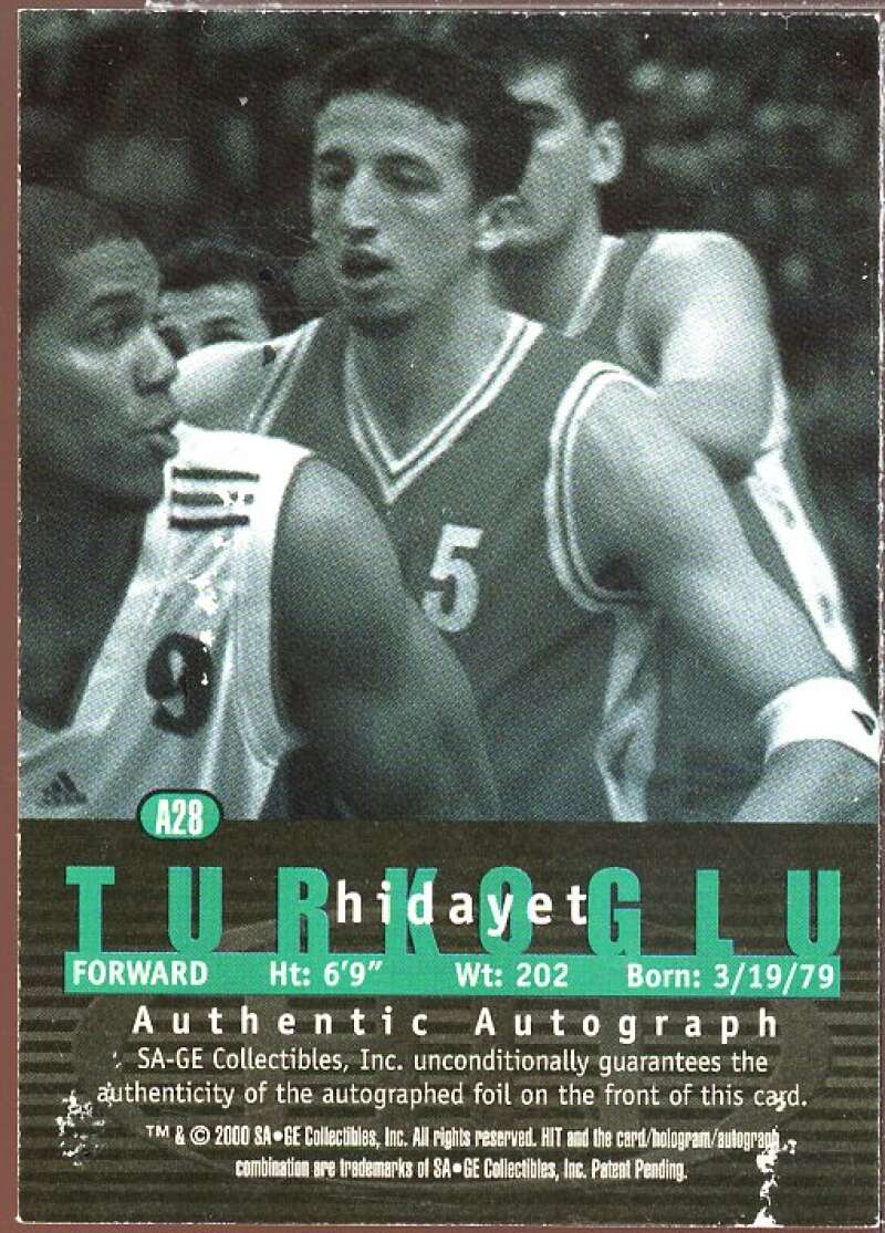 Hedo Turkoglu Rookie Card 2000 SAGE HIT Autographs Emerald #28  Image 2