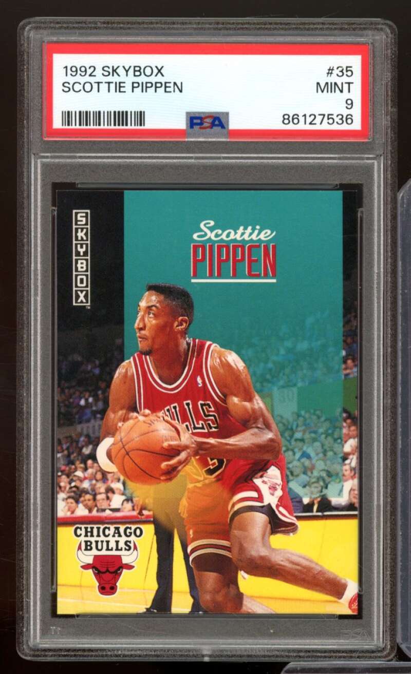 Scottie Pippen Card 1992-93 SkyBox #35 PSA 9 Image 1