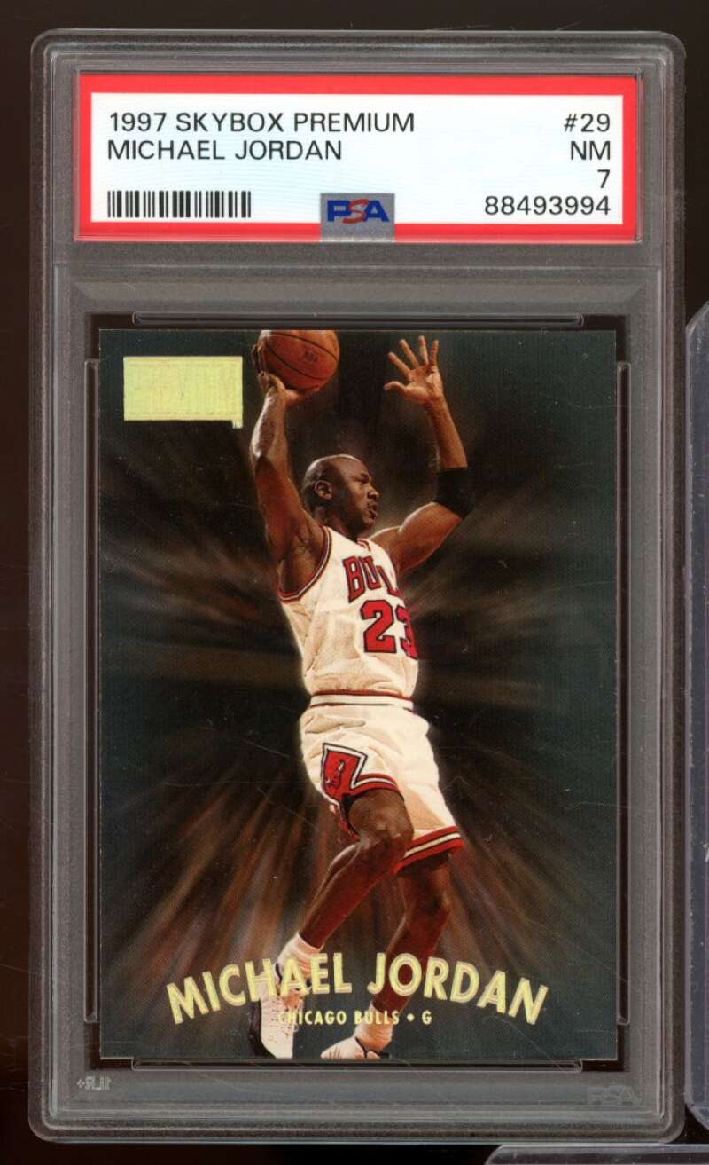 Michael Jordan Card 1997-98 SkyBox Premium #29 PSA 7 Image 1