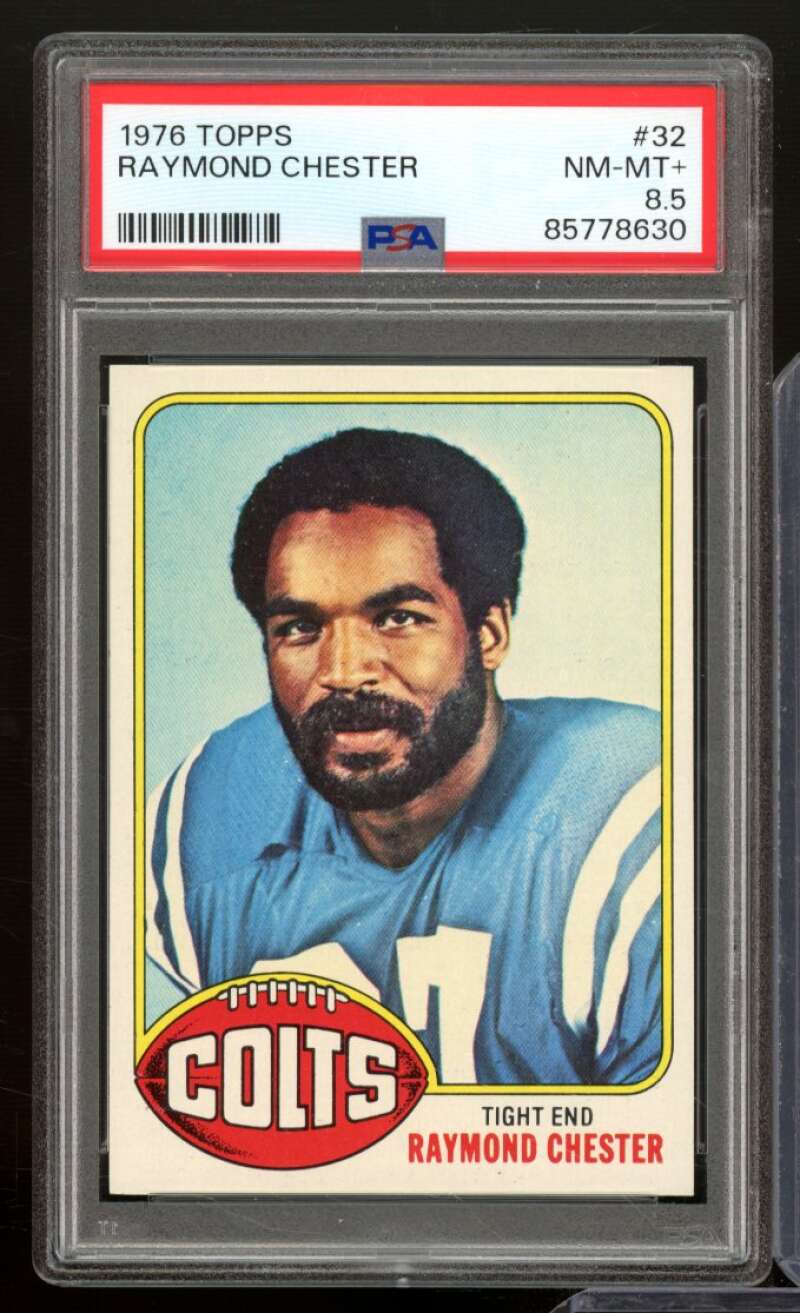 Raymond Chester Card 1976 Topps #32 PSA 8.5 Image 1