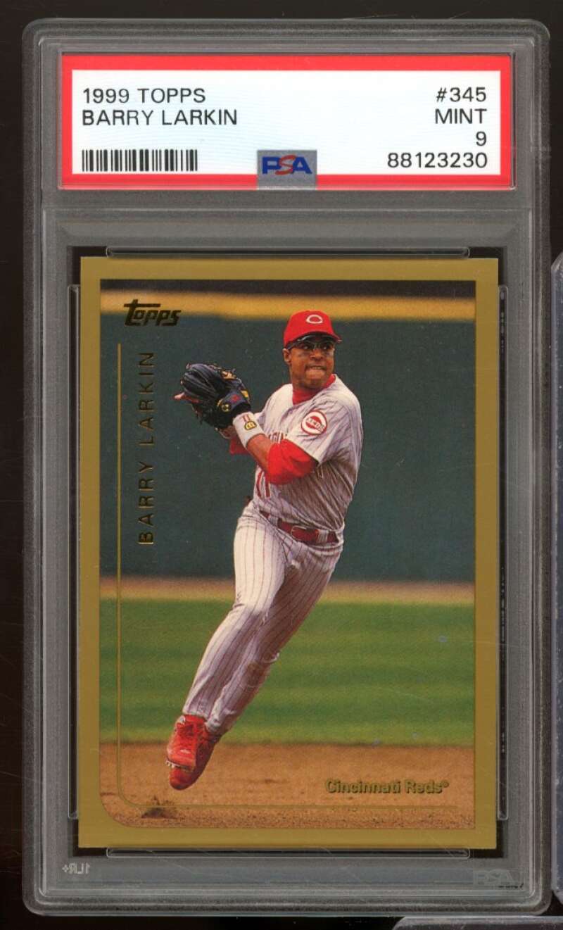 Barry Larkin Card 1999 Topps #345 PSA 9 Image 1