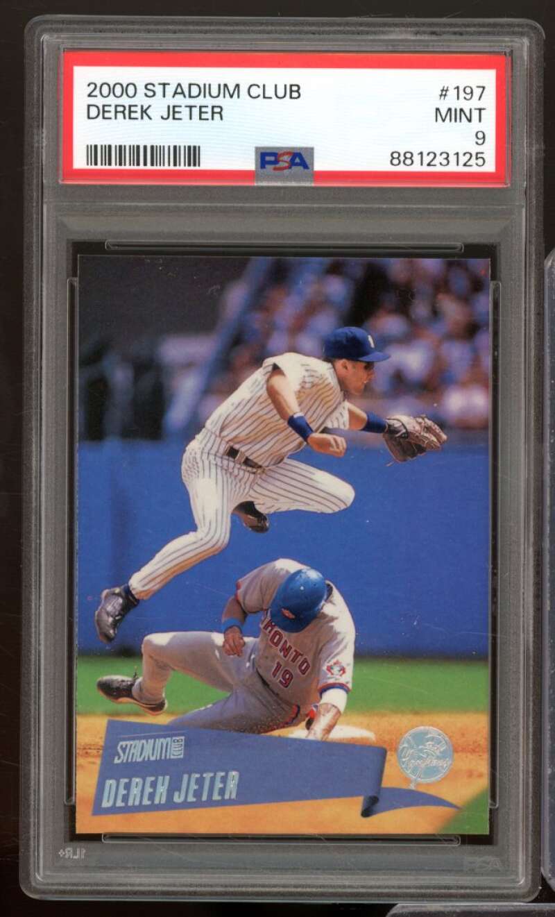 Derek Jeter Card 2000 Stadium Club #197 PSA 9 Image 1