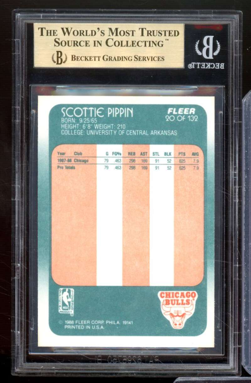 Scottie Pippen Rookie Card 1988-89 Fleer #20 BGS 9.5 Image 2