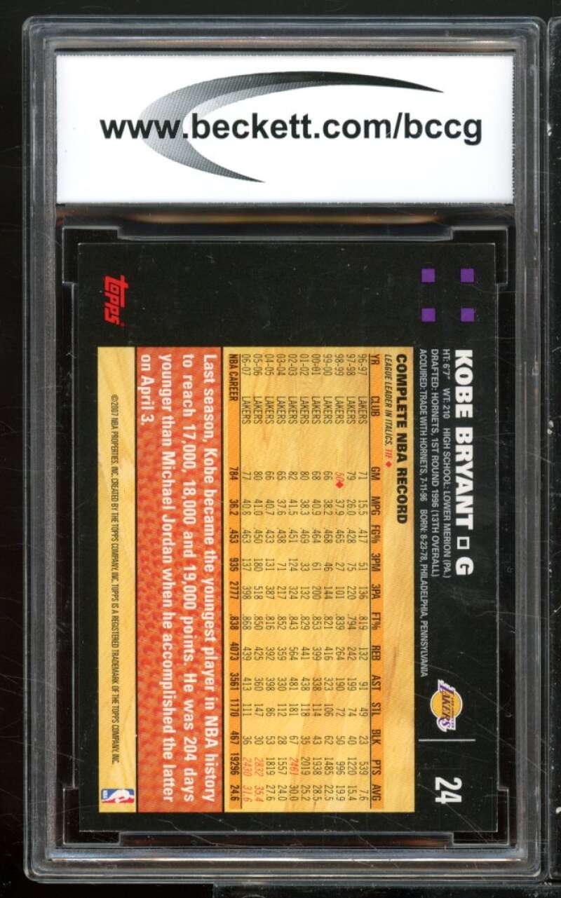 Kobe Bryant Card 2007-08 Topps #24 BGS BCCG 9 Image 2