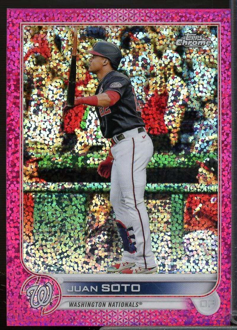 Juan Soto Card 2022 Topps Chrome Magenta Speckle Refractors #129  Image 1