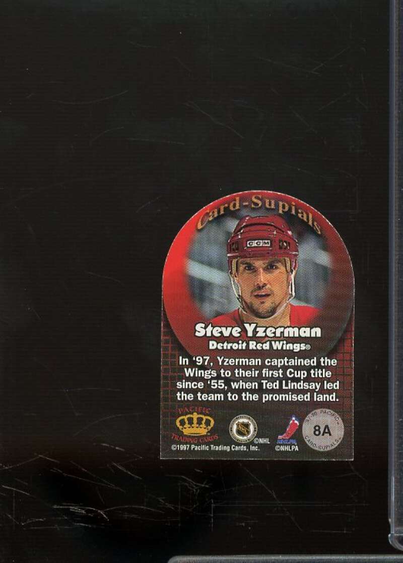 Steve Yzerman Card 1997-98 Pacific Card-Supials Minis #8  Image 2