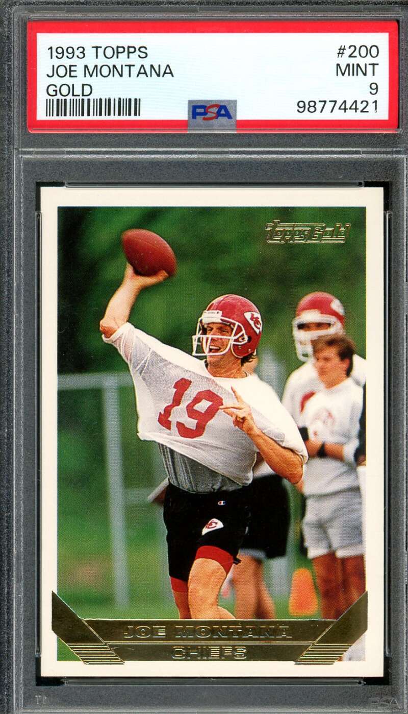 Joe Montana Card 1993 Topps Gold #200 PSA 9 Image 1