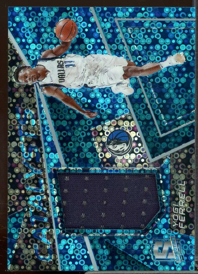 Yogi Ferrell Card 2017-18 Panini Spectra Catalysts Memorabilia Neon Blue #11  Image 1