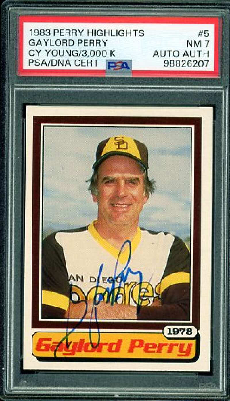 Gaylord Perry Card 1983 Perry Highlights Cy Young/3,000 K #5 PSA/DNA Cert 7 Auto Image 1