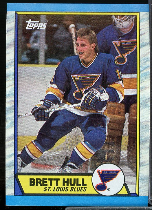 Brett Hull Card 1989-90 Topps #186  Image 1