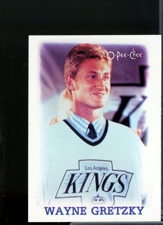 Wayne Gretzky Card 1988-89 O-Pee-Chee Minis #11  Image 1