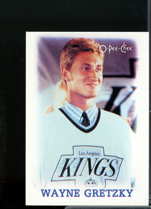 Wayne Gretzky Card 1988-89 O-Pee-Chee Minis #11  Image 1