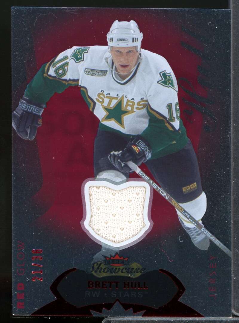 Brett Hull Card 2014-15 Fleer Showcase Jersey Red Glow #22  Image 1