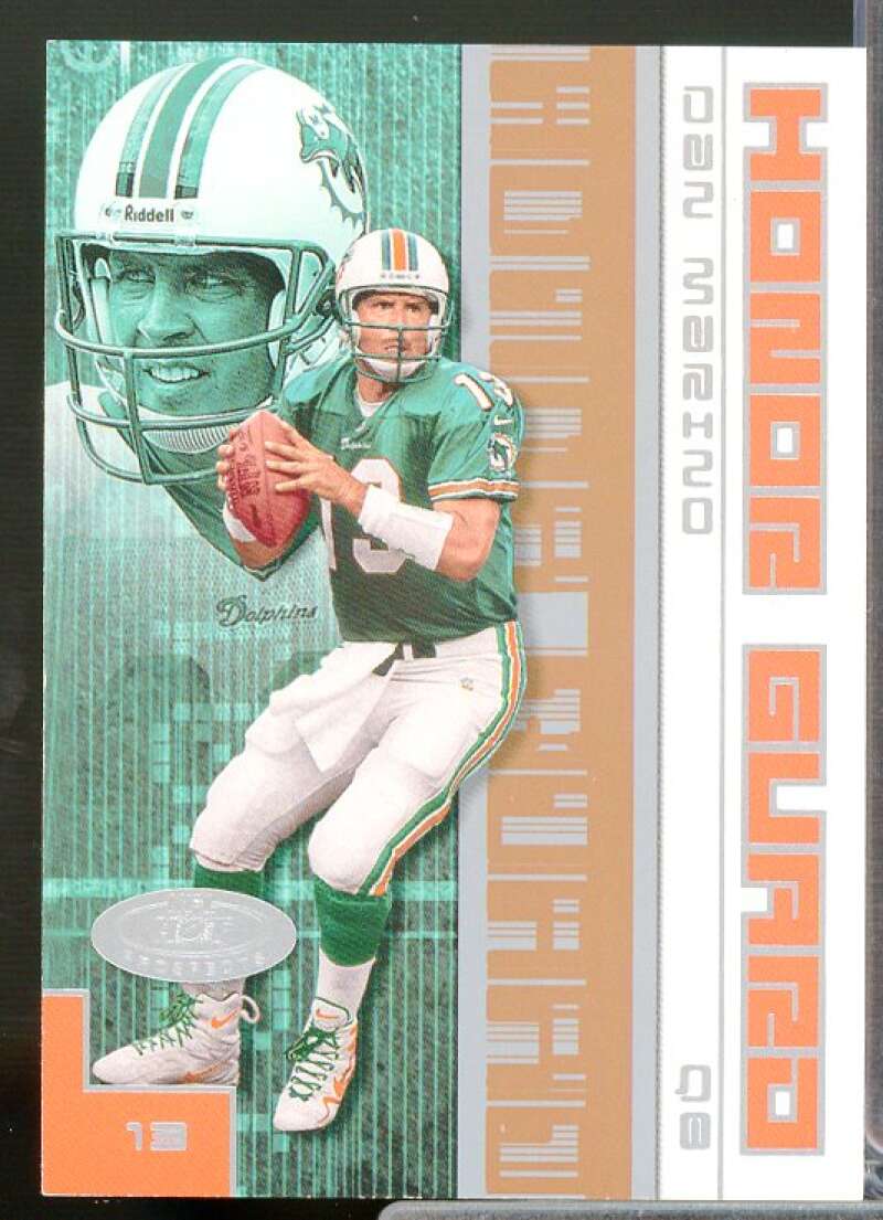 Dan Marino Card 2001 Hot Prospects Honor Guard #23  Image 1