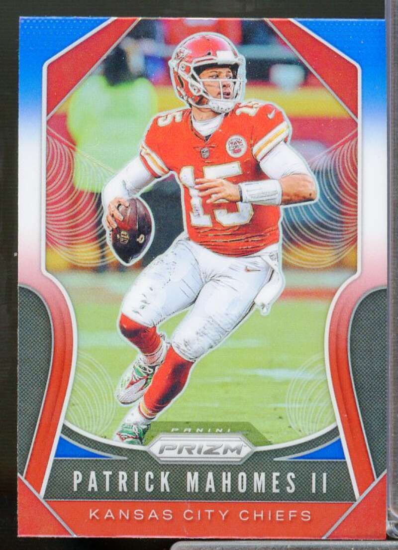 Patrick Mahomes II (read) Card 2019 Panini Prizm Prizms Red White and Blue #210  Image 1