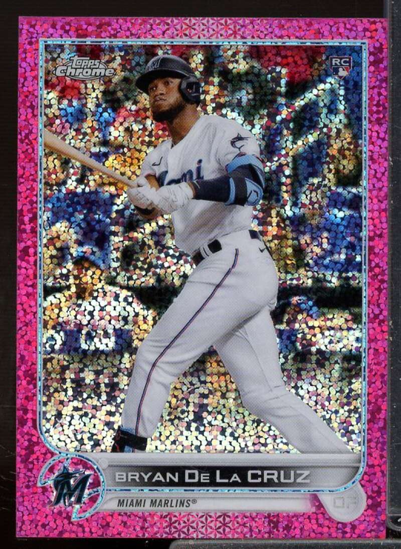 Bryan De La Cruz Rookie Card 2022 Topps Chrome Magenta Speckle Refractors #216  Image 1