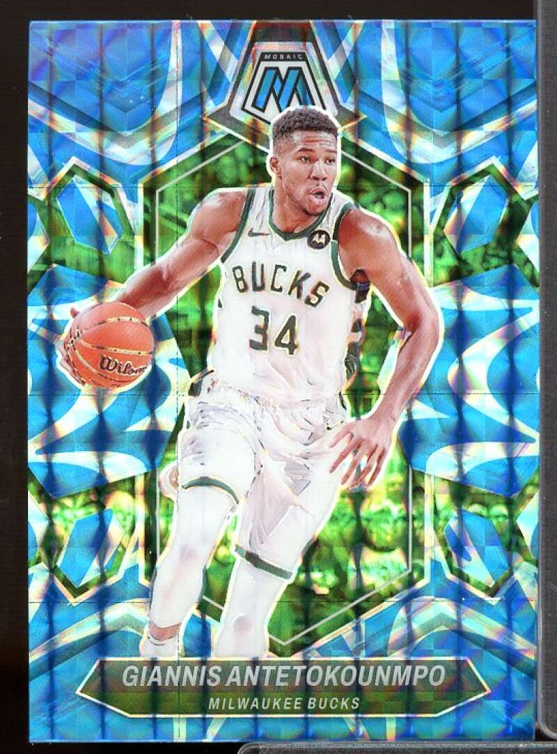 Giannis Antetokounmpo Card 2023-24 Panini Mosaic Mosaic Reactive Blue #77  Image 1