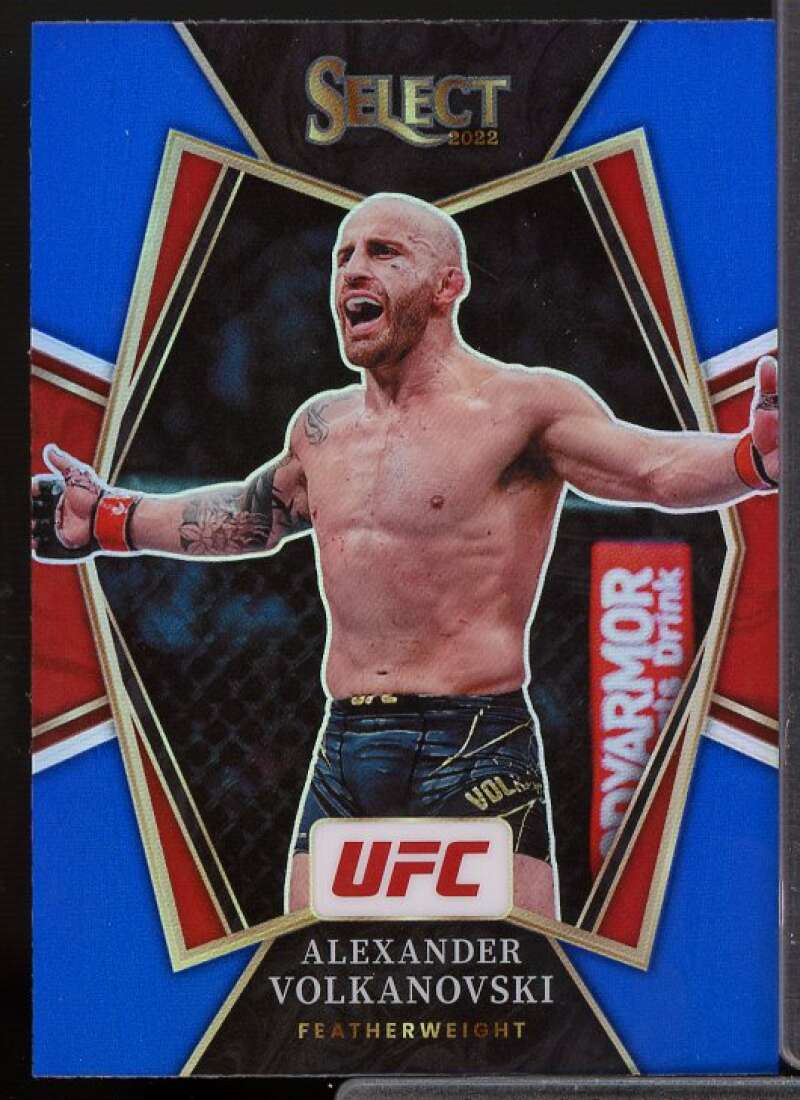 Alexander Volkanovski Card 2022 Select UFC Prizms Blue #111  Image 1