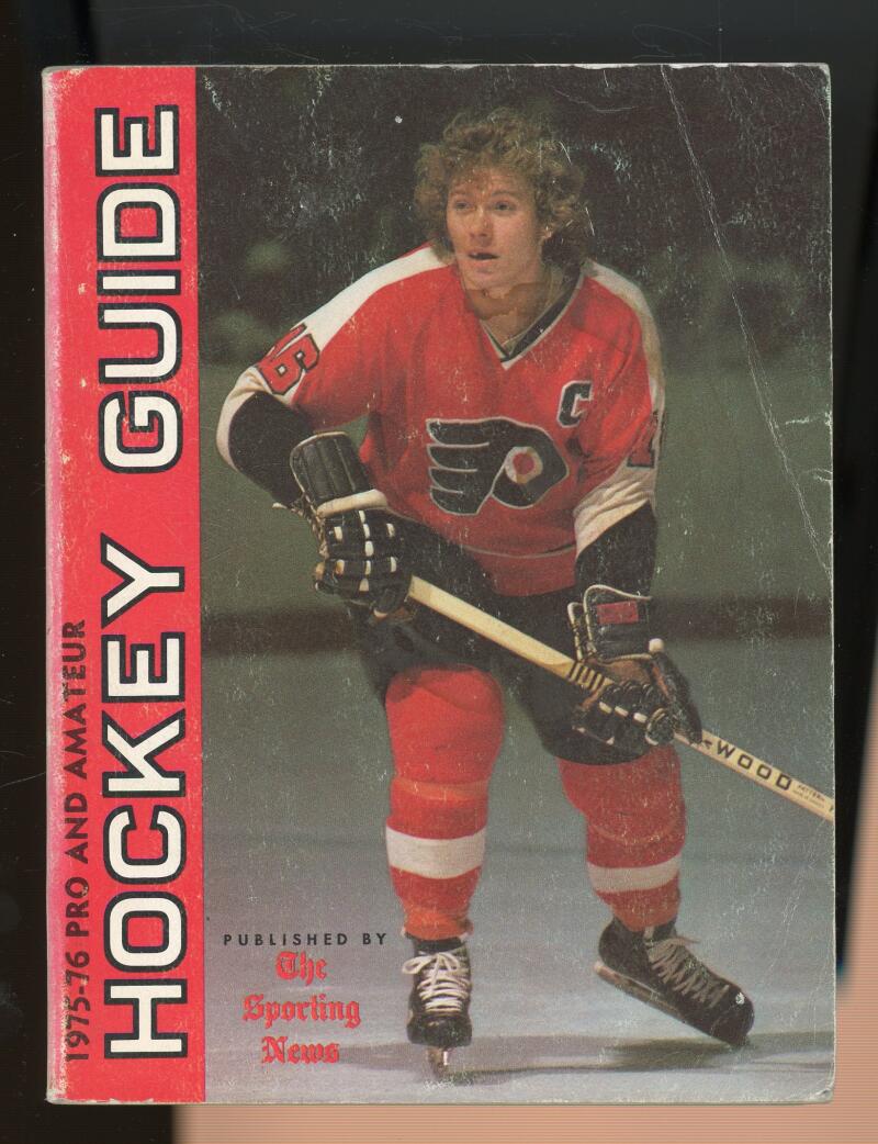1975-76 Pro & Amateur Hockey Guide The Sporting News Bobby Clarke Image 1