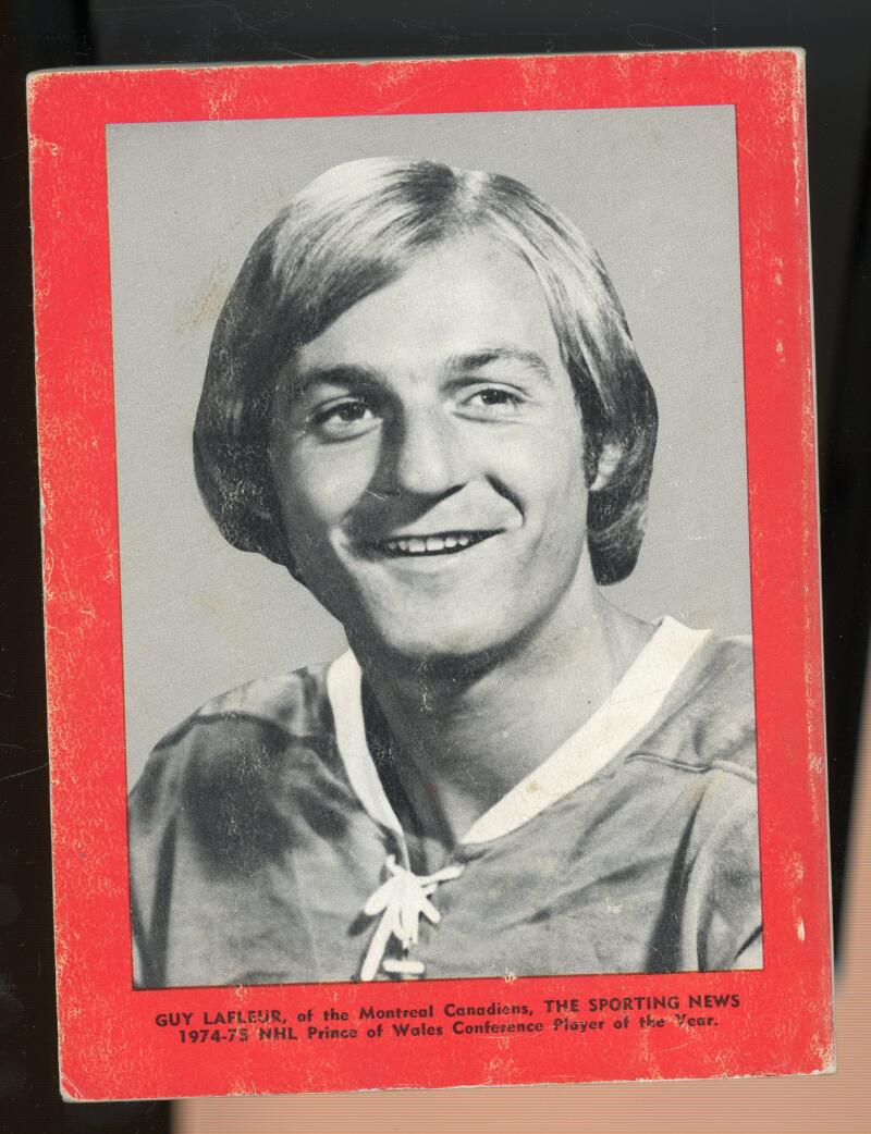 1975-76 Pro & Amateur Hockey Guide The Sporting News Bobby Clarke Image 2