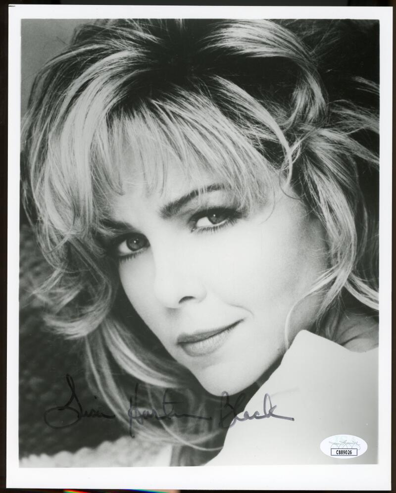 Lisa Hartman Black Actress Signed Autographed 8x10 Photo JSA Authentic Image 1