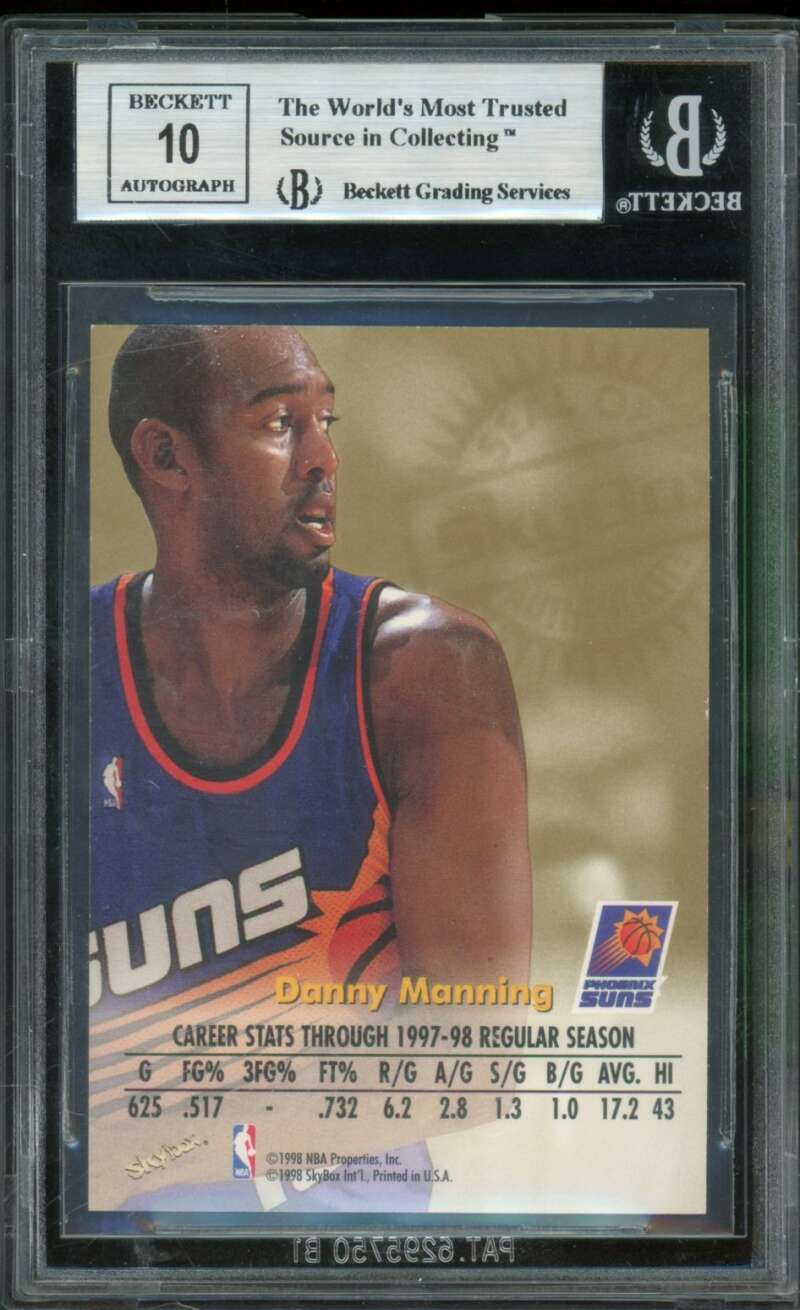 Danny Manning Card 1998-99 Skybox Premium Autographics (pop 1) #77 BGS 9 Image 2