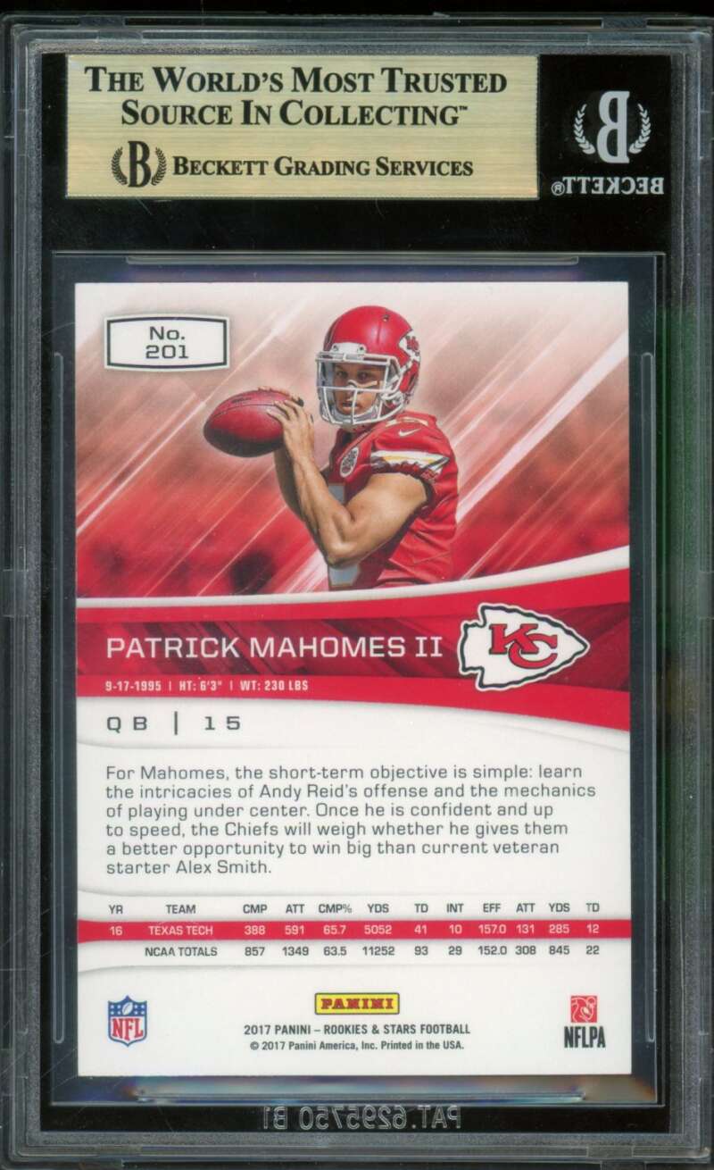Patrick Mahomes Card 2017 Rookies Stars Green (pop 2) #201 (PRISTINE) BGS 10 Image 2