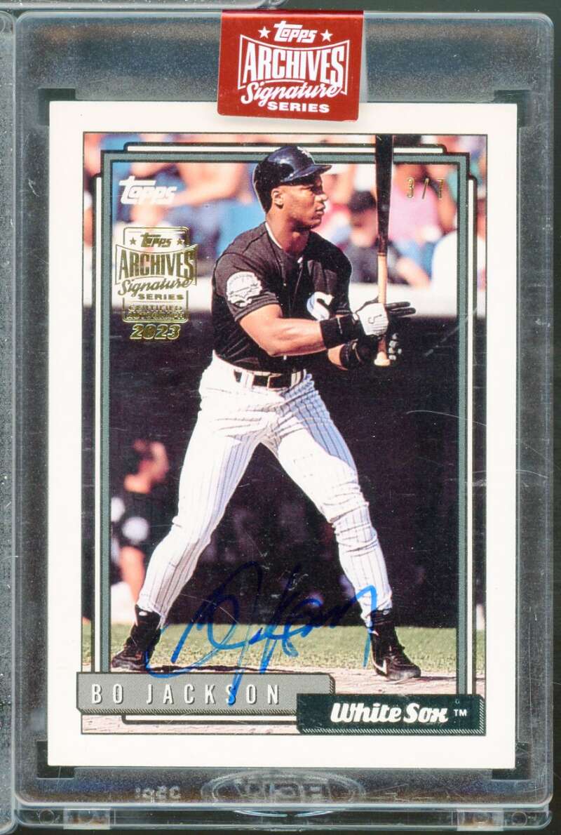 Bo Jackson 2023 Topps Archives Signature Series 1992 Buyback Autograph /7 #290  Image 1