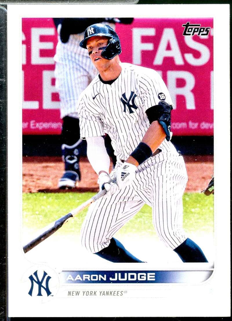 Aaron Judge Card 2022 Topps #99  Image 1