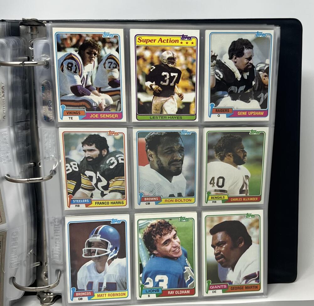 1981 Topps Football Hand Collated Binder Set 1-528 Joe Montana BCCG 9 RC Image 3