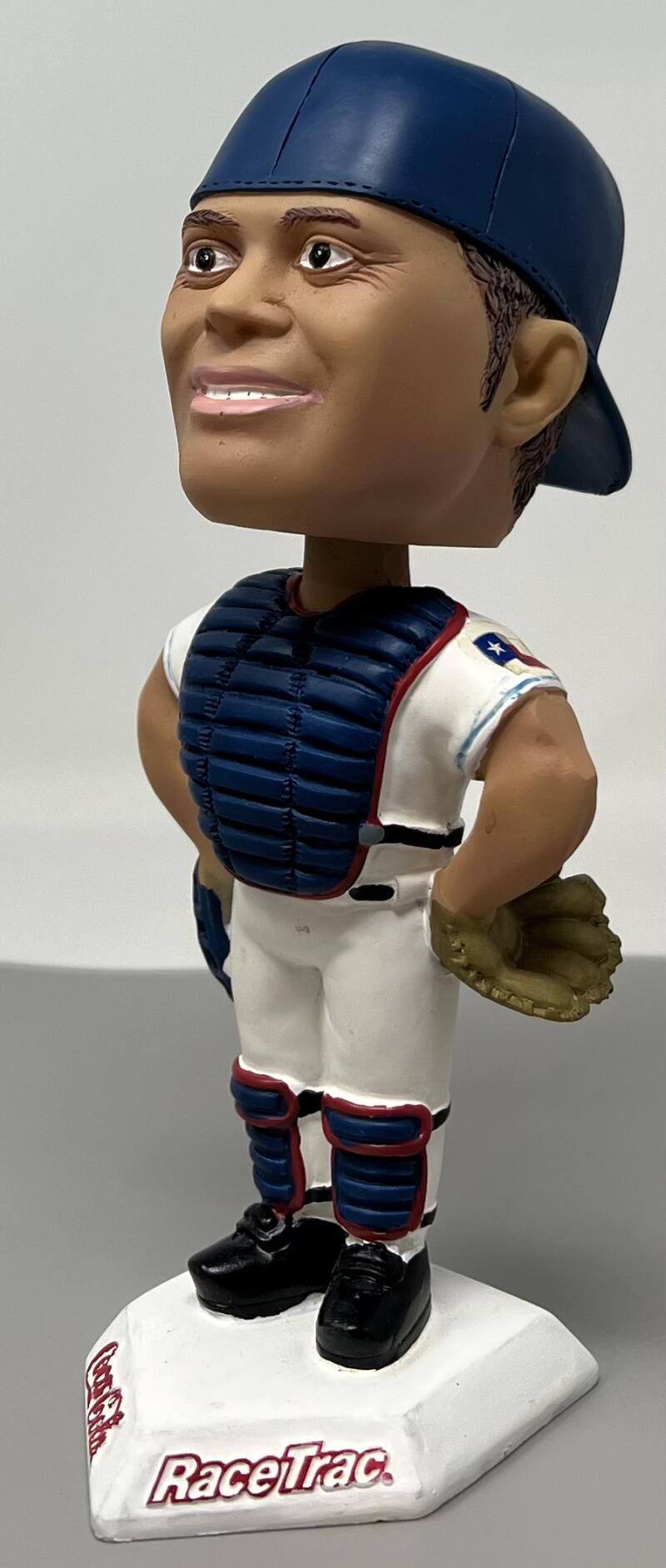 2001 Texas Rangers Ivan Rodriguez SGA Collectors Edition Bobble Head  Image 1