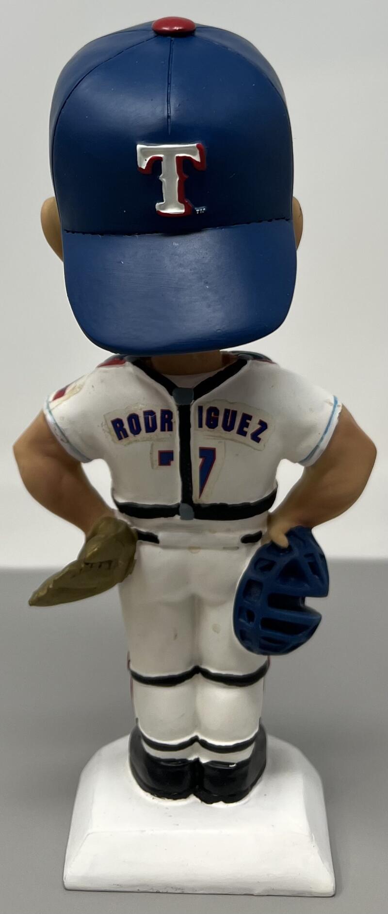 2001 Texas Rangers Ivan Rodriguez SGA Collectors Edition Bobble Head  Image 3