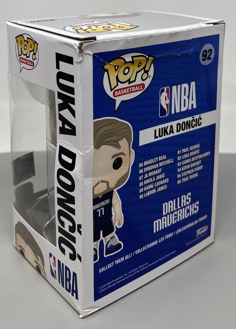 2020 Basketball Dallas Mavericks Luka Doncic Funko Pop #90 Image 2