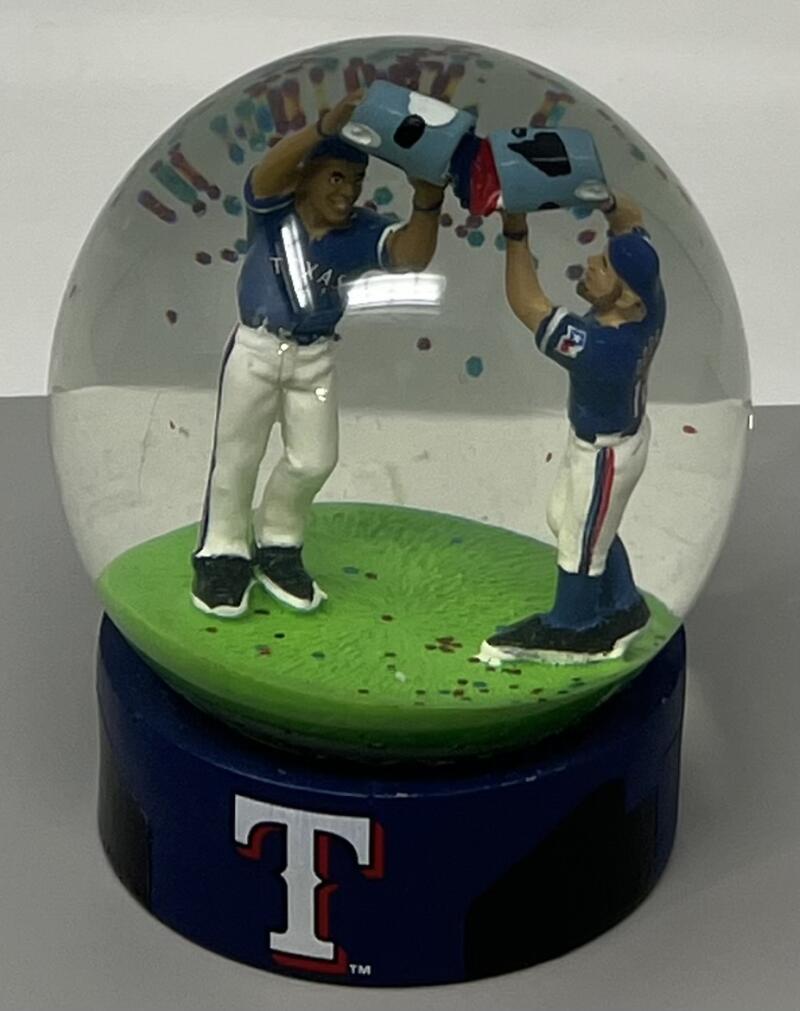 2018 Celebration Texas Rangers Andrus / Odor Snow Globe SGA Collectors  Image 4