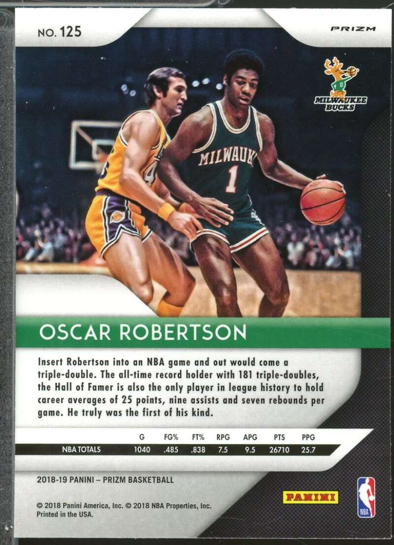 Oscar Robertson Card 2018-19 Panini Prizm Prizms Silver #125  Image 2