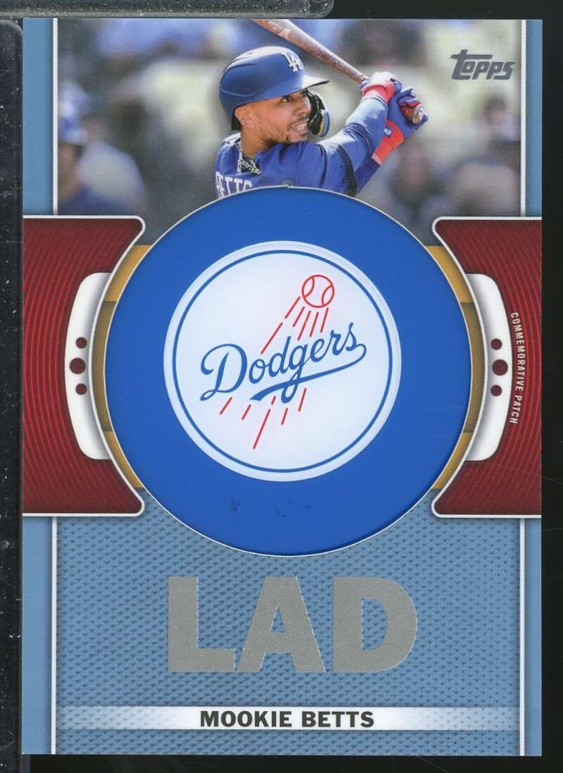 Mookie Betts Card 2023 Topps Team Logo Commemorative Patch #TLPMB  Image 1