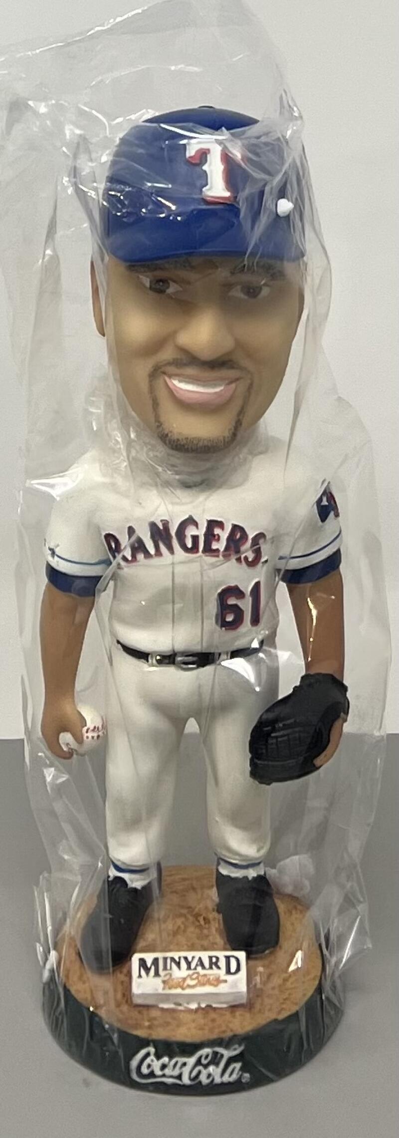 2002 Coca-Cola Texas Rangers Chan Ho Park SGA Collectors Edition Bobble Head  Image 4