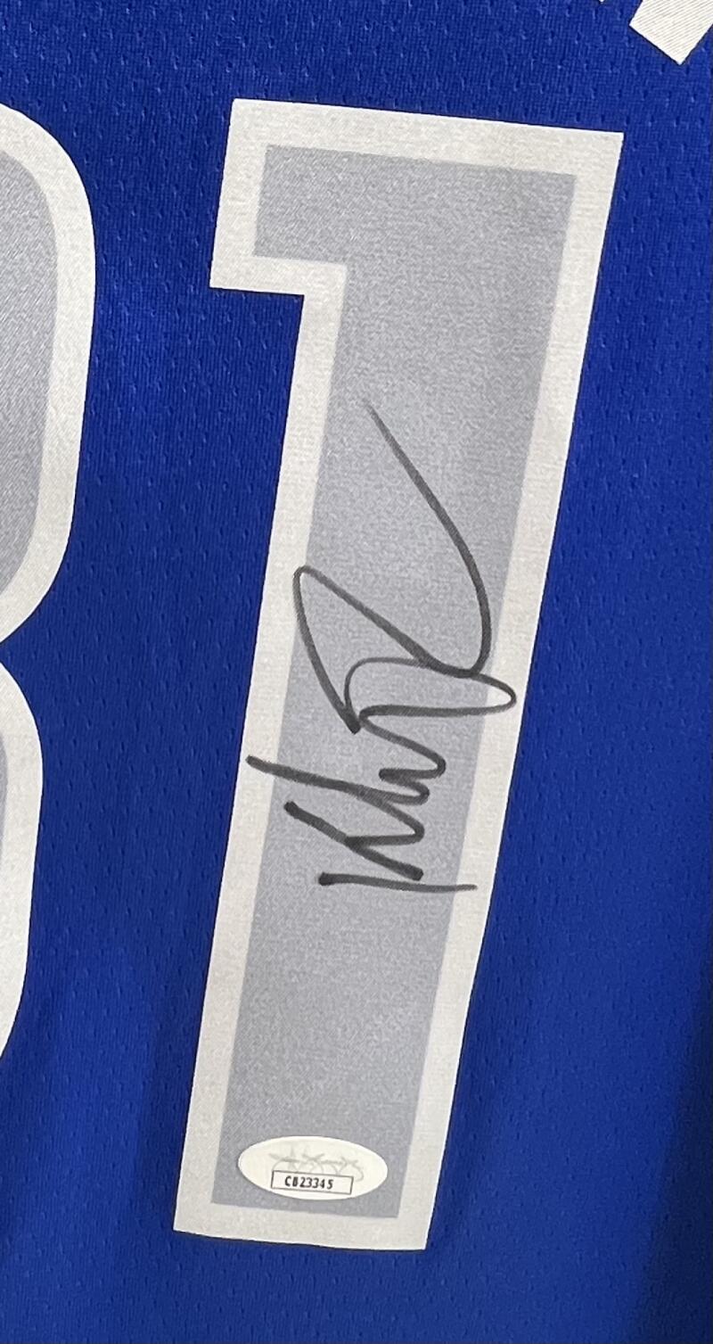 Klay Thompson Dallas Mavericks Signed Nike L Basketball Jersey  JSA Authentic Image 3